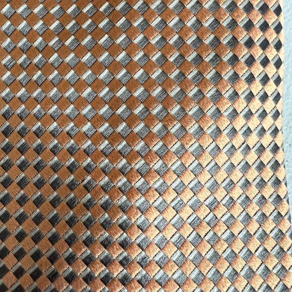 Charvet Place Vendome Men's Tie Checkered Basket Weave Gold Silk 3.75" x 57" - Picture 13 of 16